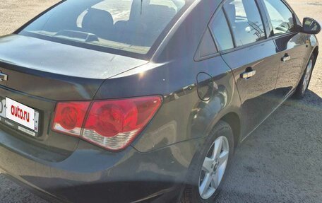 Chevrolet Cruze II, 2010 год, 385 000 рублей, 10 фотография