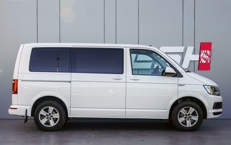 Volkswagen Caravelle T6 рестайлинг, 2019 год, 3 585 000 рублей, 5 фотография