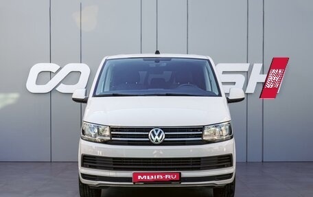 Volkswagen Caravelle T6 рестайлинг, 2019 год, 3 585 000 рублей, 3 фотография