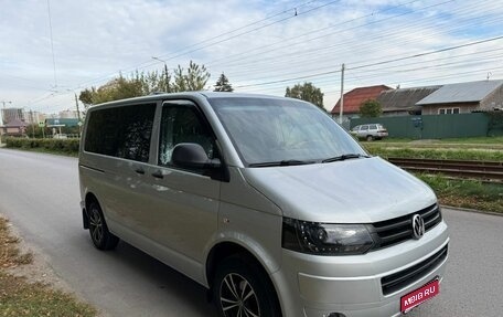 Volkswagen Transporter T5 рестайлинг, 2013 год, 1 600 000 рублей, 1 фотография