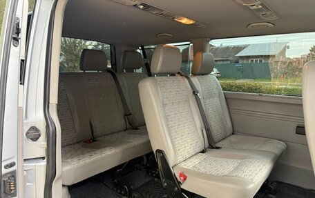 Volkswagen Transporter T5 рестайлинг, 2013 год, 1 600 000 рублей, 8 фотография