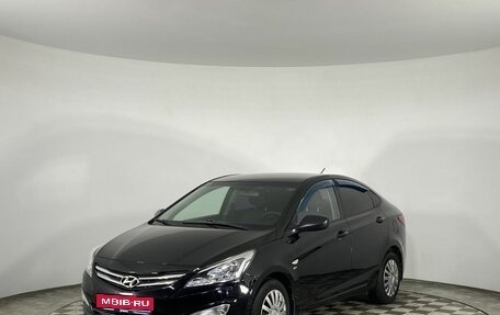 Hyundai Solaris II рестайлинг, 2015 год, 890 000 рублей, 1 фотография