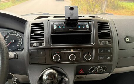 Volkswagen Transporter T5 рестайлинг, 2013 год, 1 600 000 рублей, 16 фотография