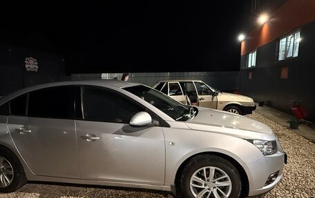 Chevrolet Cruze II, 2012 год, 750 000 рублей, 3 фотография