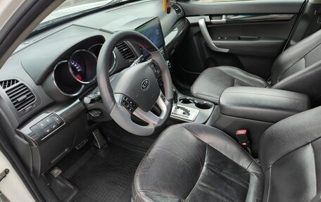 KIA Sorento II рестайлинг, 2012 год, 1 450 000 рублей, 14 фотография