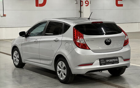 Hyundai Solaris II рестайлинг, 2016 год, 1 150 000 рублей, 8 фотография