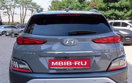 Hyundai Kona I, 2022 год, 1 370 000 рублей, 4 фотография