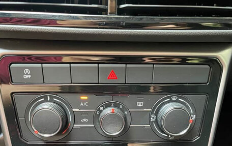 Volkswagen T-Cross I, 2022 год, 1 325 000 рублей, 13 фотография