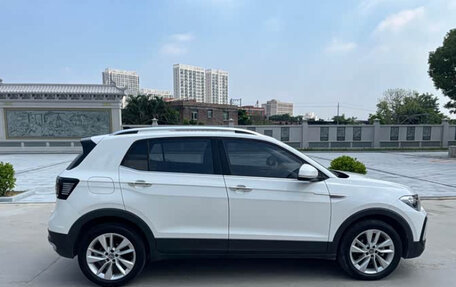 Volkswagen T-Cross I, 2022 год, 1 325 000 рублей, 8 фотография