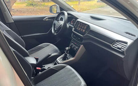 Volkswagen T-Cross I, 2022 год, 1 325 000 рублей, 12 фотография