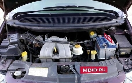 Chrysler Voyager IV, 2003 год, 490 000 рублей, 4 фотография