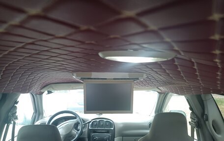 Chrysler Voyager IV, 2003 год, 490 000 рублей, 9 фотография