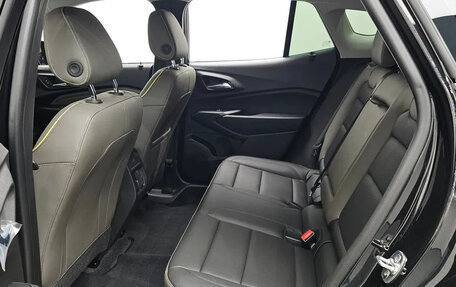 Chevrolet Trax, 2024 год, 1 995 000 рублей, 8 фотография