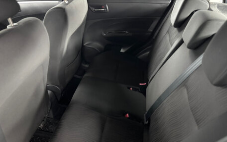 Suzuki Swift IV, 2011 год, 749 000 рублей, 18 фотография