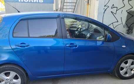 Toyota Yaris III рестайлинг, 2006 год, 505 000 рублей, 3 фотография