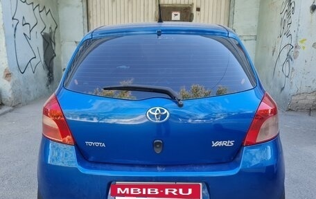 Toyota Yaris III рестайлинг, 2006 год, 505 000 рублей, 4 фотография