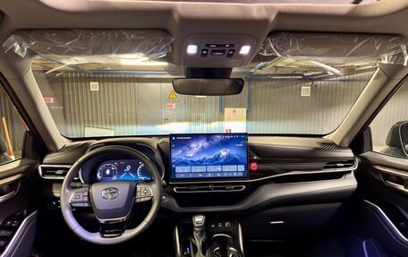 Toyota Highlander, 2025 год, 5 850 000 рублей, 13 фотография