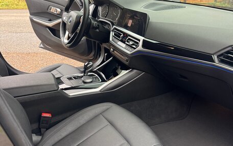 BMW 3 серия, 2020 год, 2 860 000 рублей, 14 фотография