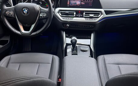 BMW 3 серия, 2020 год, 2 860 000 рублей, 18 фотография