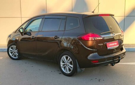 Opel Zafira C рестайлинг, 2013 год, 990 000 рублей, 3 фотография