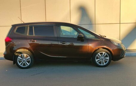 Opel Zafira C рестайлинг, 2013 год, 990 000 рублей, 5 фотография