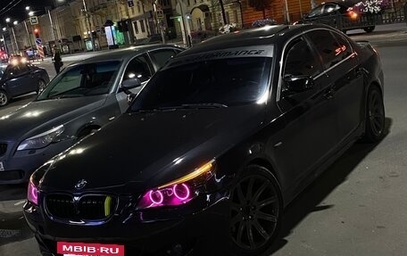 BMW 5 серия, 2003 год, 900 000 рублей, 12 фотография