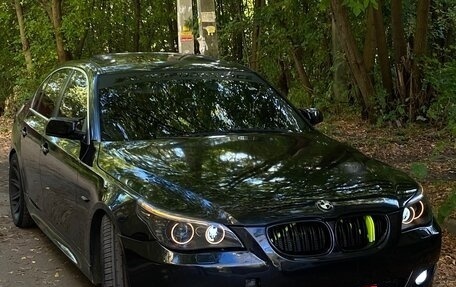 BMW 5 серия, 2003 год, 900 000 рублей, 8 фотография