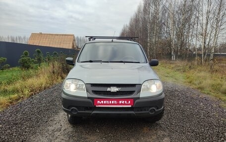 Chevrolet Niva I рестайлинг, 2009 год, 380 000 рублей, 12 фотография