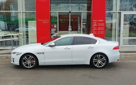 Jaguar XE I рестайлинг, 2016 год, 1 900 000 рублей, 8 фотография