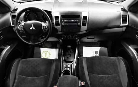 Mitsubishi Outlander III рестайлинг 3, 2010 год, 1 180 000 рублей, 11 фотография