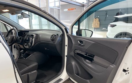 Renault Kaptur I рестайлинг, 2019 год, 1 675 000 рублей, 19 фотография