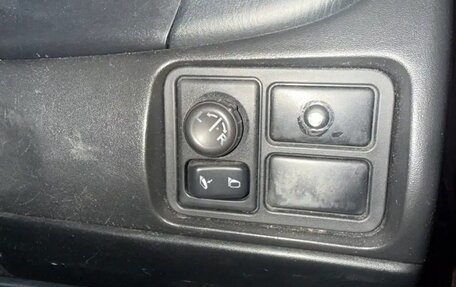 Nissan Sunny N16, 2003 год, 300 000 рублей, 4 фотография