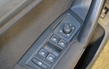 Volkswagen Tiguan II, 2020 год, 2 559 000 рублей, 15 фотография