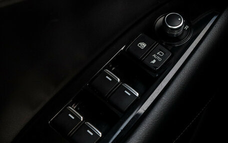 Mazda 6, 2018 год, 2 850 000 рублей, 20 фотография