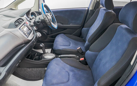 Honda Fit III, 2011 год, 899 000 рублей, 23 фотография