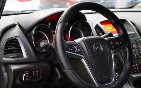 Opel Astra J, 2013 год, 599 990 рублей, 7 фотография