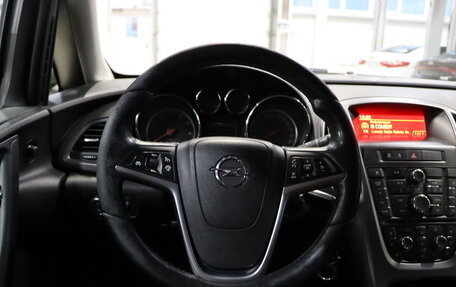 Opel Astra J, 2013 год, 599 990 рублей, 8 фотография
