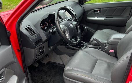 Toyota Hilux VII, 2012 год, 1 290 000 рублей, 9 фотография