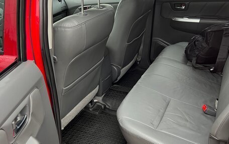 Toyota Hilux VII, 2012 год, 1 290 000 рублей, 10 фотография