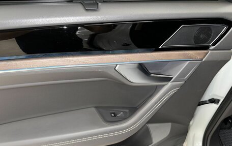 Volkswagen Touareg III, 2018 год, 4 950 000 рублей, 23 фотография