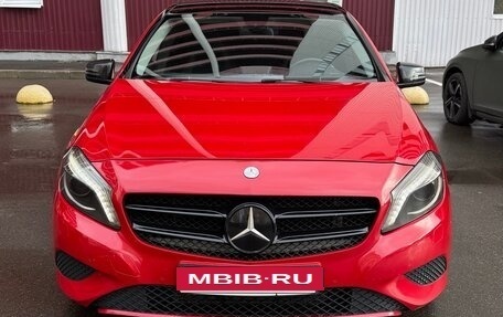 Mercedes-Benz A-Класс, 2013 год, 998 000 рублей, 2 фотография