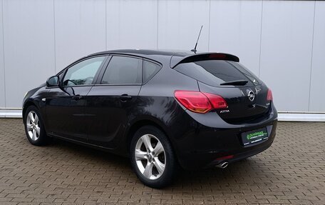 Opel Astra J, 2011 год, 560 000 рублей, 6 фотография