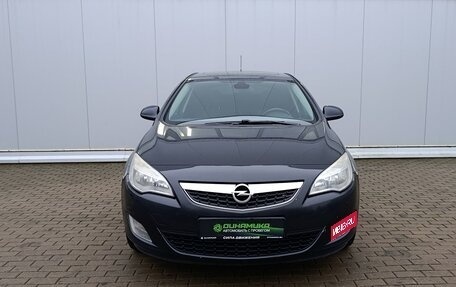 Opel Astra J, 2011 год, 560 000 рублей, 2 фотография