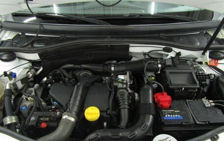 Renault Duster I рестайлинг, 2017 год, 1 120 000 рублей, 25 фотография