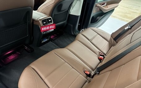 Mercedes-Benz GLE, 2024 год, 11 400 000 рублей, 15 фотография