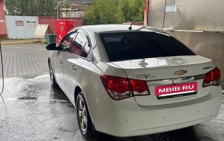 Chevrolet Cruze II, 2012 год, 670 000 рублей, 3 фотография