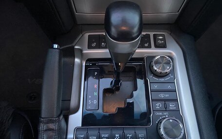 Toyota Land Cruiser 200, 2016 год, 5 650 000 рублей, 13 фотография