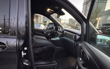 Mercedes-Benz V-Класс, 2022 год, 9 600 000 рублей, 11 фотография