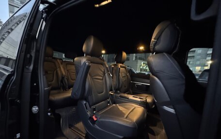 Mercedes-Benz V-Класс, 2022 год, 9 600 000 рублей, 13 фотография