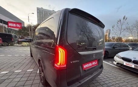 Mercedes-Benz V-Класс, 2022 год, 9 600 000 рублей, 15 фотография